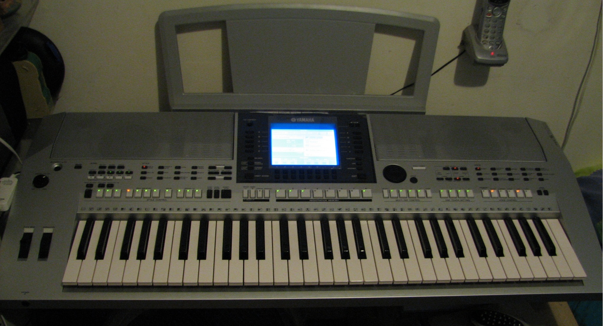 Yamaha PSR-E323 - Wikipedia